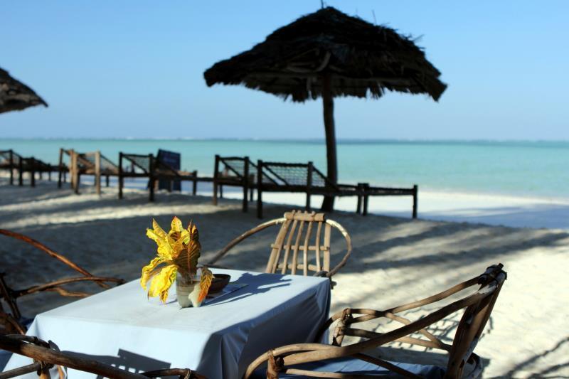 Ndame Beach Lodge Paje Eksteriør billede