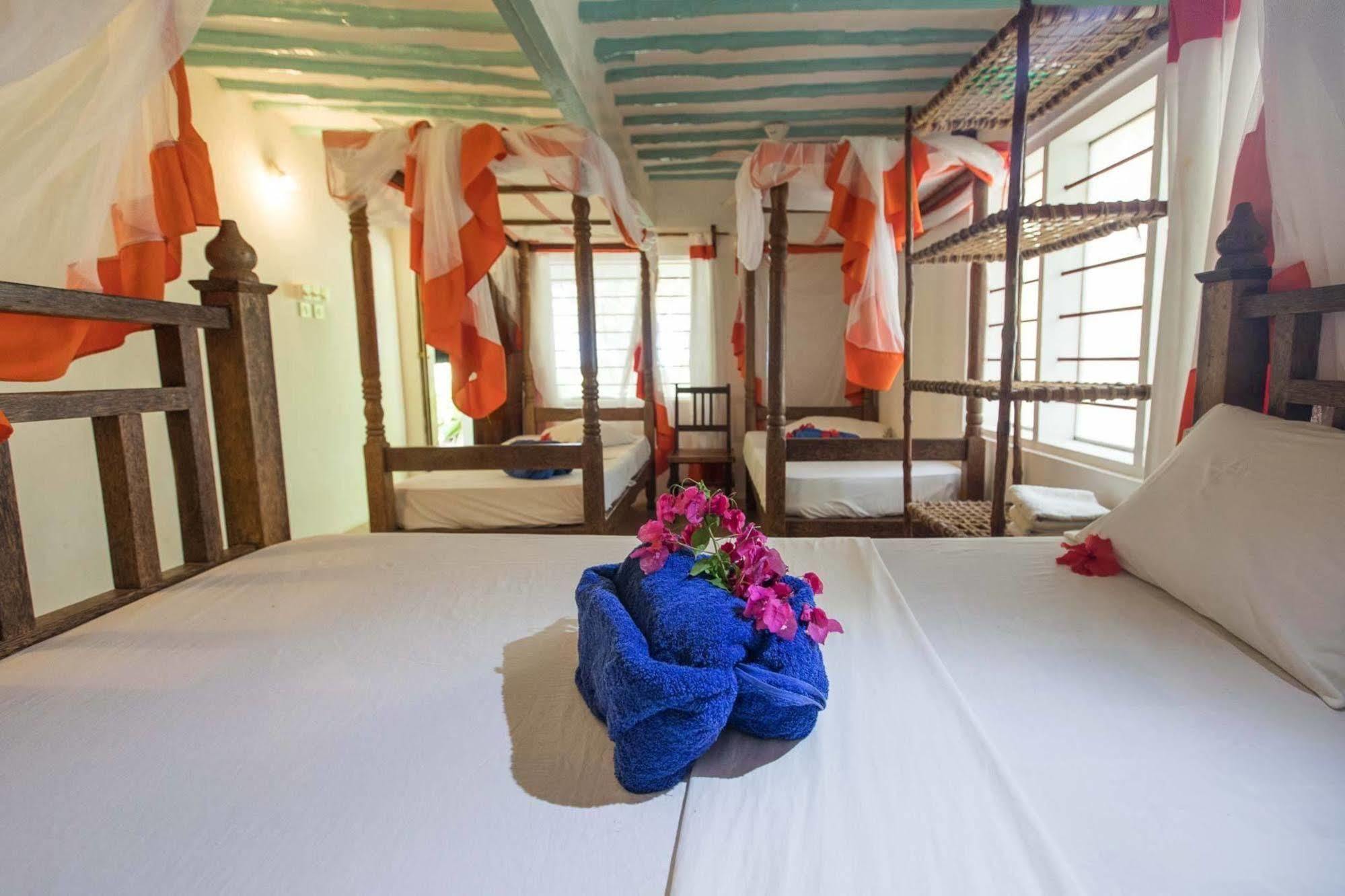 Ndame Beach Lodge Paje Eksteriør billede